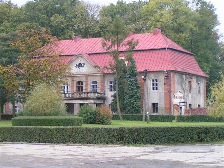 Zamki w Polsce - Wilkowice - pałac Larischów.JPG